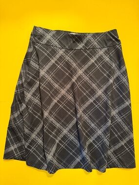 Dress Barn Black and Gray Plaid A-Line Skirt